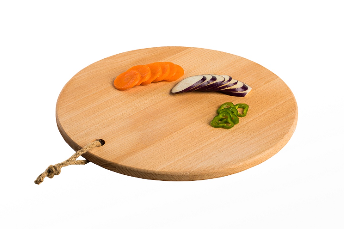  Rounded beech wood cutting board