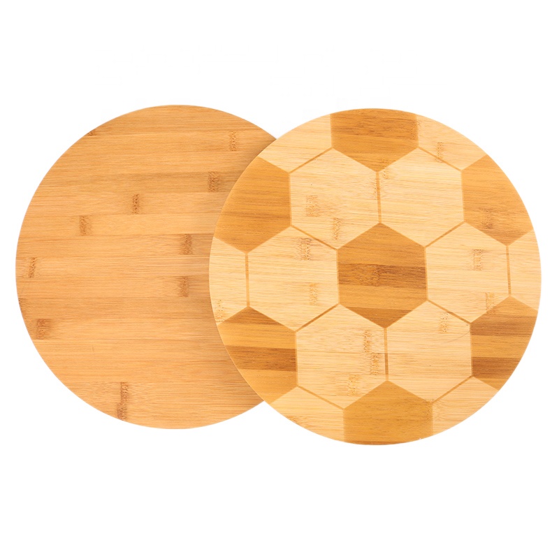 Rounded bamboo cutting board