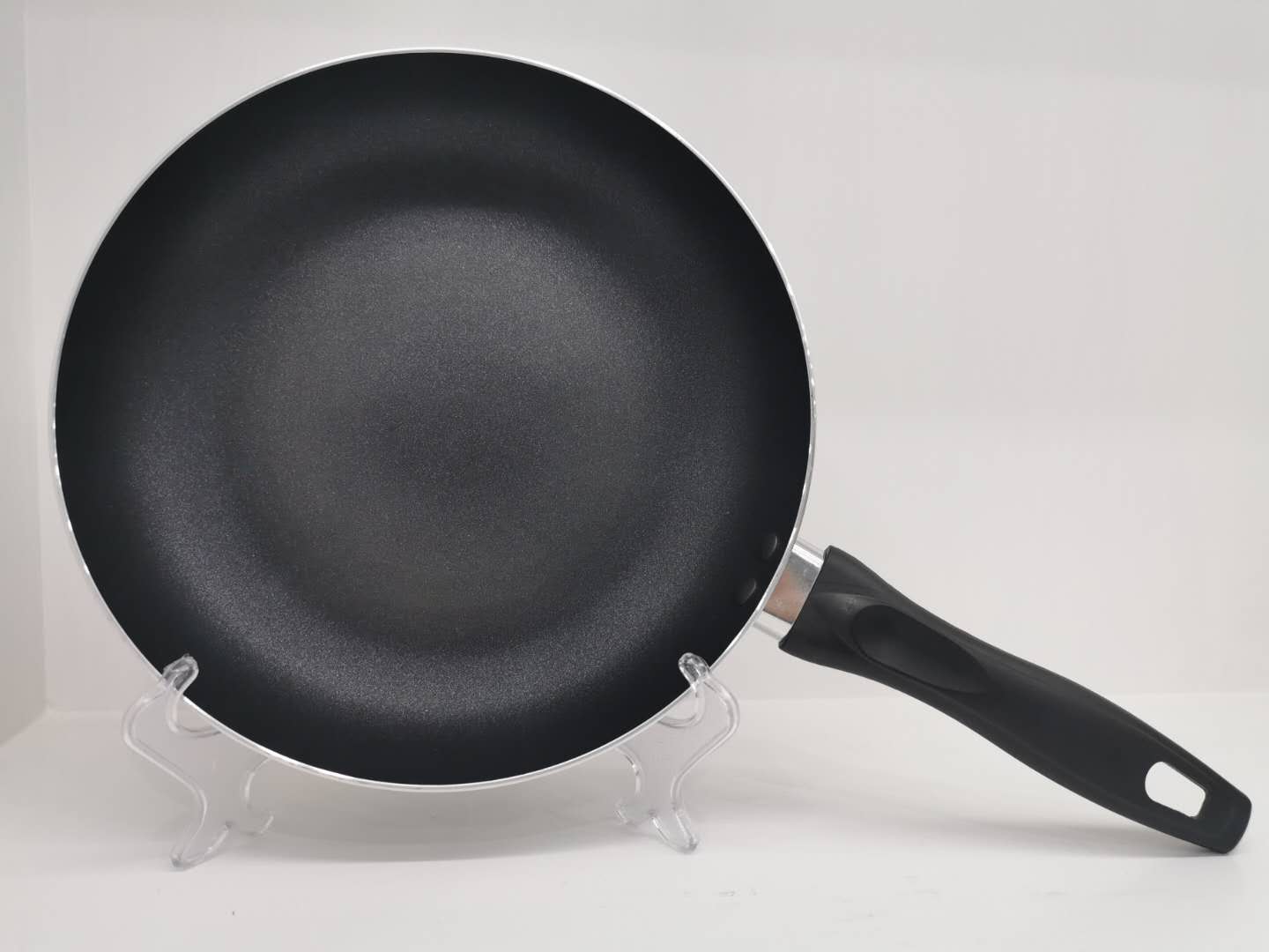 Press aluminum fry pan-normal