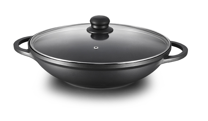 Die-cast aluminum wok pan with two side handle