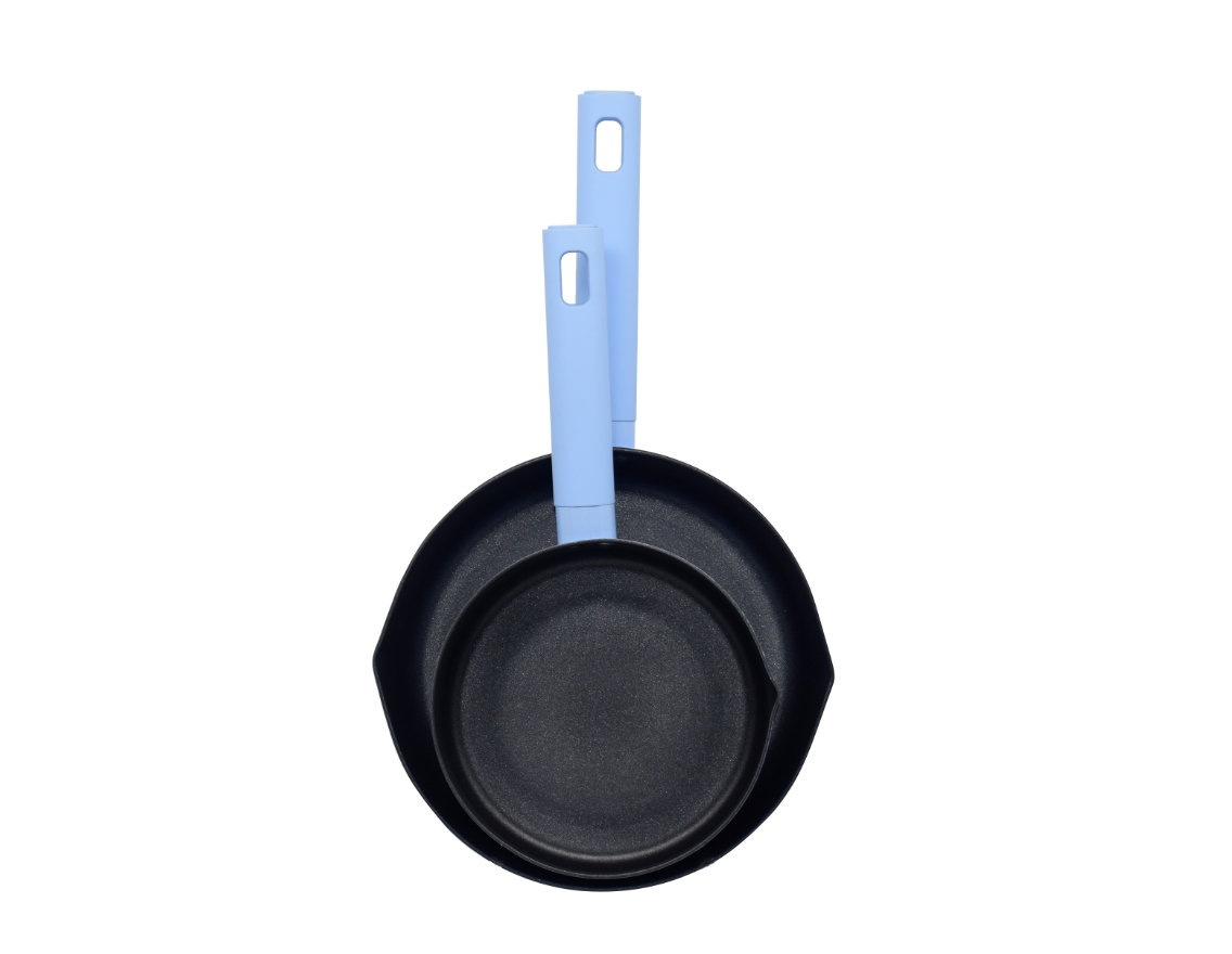 Press aluminum fry pan